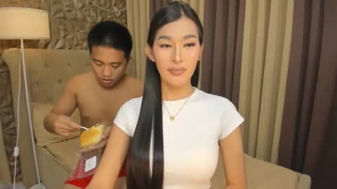 hunkhomerontop online show from 11-11-25, 09:09