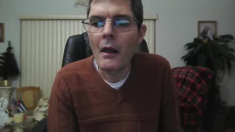 hunkmasclefad458 online show from 12-08-24, 03:53