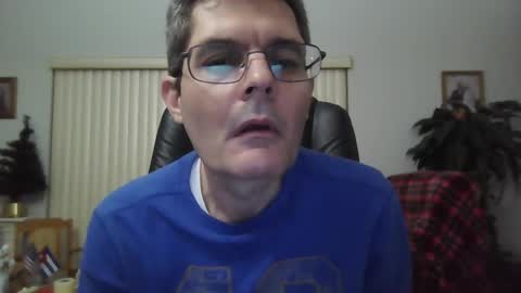 hunkmasclefad458 online show from 12-15-24, 05:02