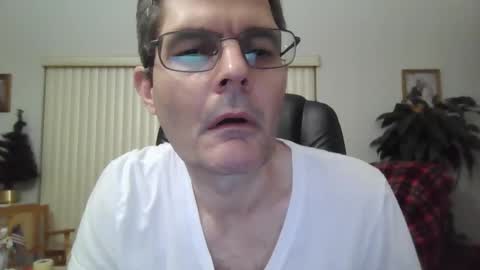 hunkmasclefad458 online show from 12-23-24, 03:07
