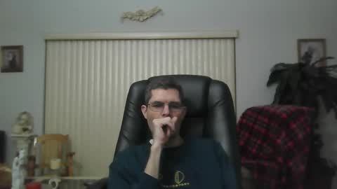 hunkmasclefad458 online show from 01-19-25, 06:42