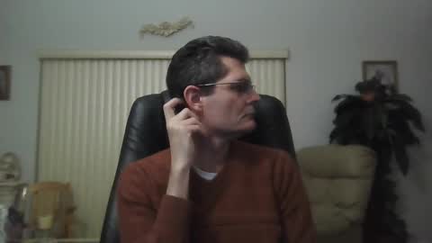 hunkmasclefad458 online show from 02-25-25, 05:41