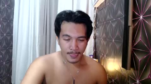 hunkylloyd online show from 01-11-25, 04:06