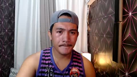 hunkylloyd online show from 01-20-25, 08:41