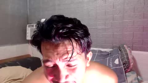 hunkylloyd online show from 04-05-26, 01:30