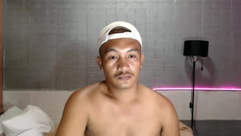 Snapshot of hunkylloyd chatting on 06-20-26, 03:09 hunkylloyd online show from 06-20-26, 03:09