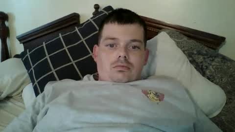 huntdog1221 online show from 06-19-26, 07:39