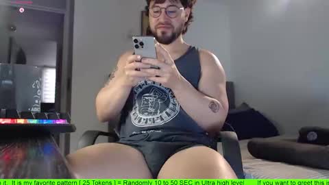 Snapshot of hunter_of_mn chatting on 10-06-25, 12:57 online show from 10-06-25, 12:57