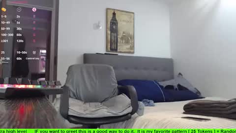 Snapshot of hunter_of_mn chatting on 10-14-25, 09:59 online show from 10-14-25, 09:59