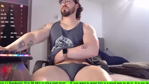 Snapshot of hunter_of_mn chatting on 11-26-25, 10:22 online show from 11-26-25, 10:22