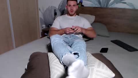 Hunter Bridges online show from 12-22-24, 08:25