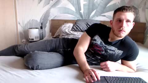 Hunter Bridges online show from 03-09-25, 11:36