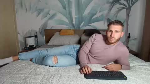 Hunter Bridges online show from 10-09-25, 02:15