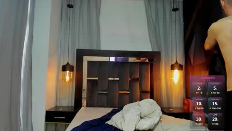 Snapshot of hunterheat_ chatting on 12-20-25, 11:28 hunterheat_ online show from 12-20-25, 11:28