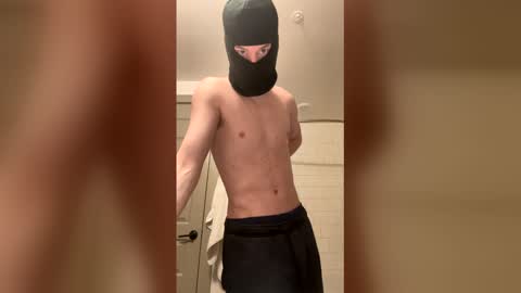 Snapshot of huntersolves chatting on 12-22-25, 09:23 huntersolves online show from 12-22-25, 09:23