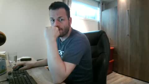 hurley7890 online show from 02-17-25, 02:59