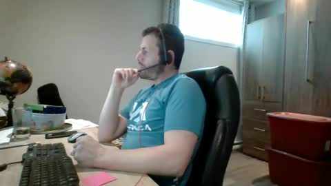 hurley7890 online show from 03-11-25, 06:52