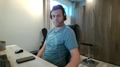 hurley7890 online show from 09-24-25, 03:48