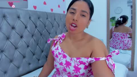Snapshot of hurrem_had chatting on 02-13-25, 02:23 H U R R E M online show from 02-13-25, 02:23