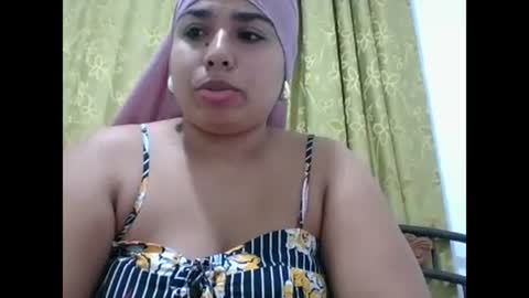 Snapshot of hurrem_had chatting on 09-10-25, 12:05 H U R R E M online show from 09-10-25, 12:05