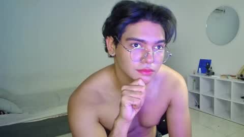 husband_xxx online show from 11-18-25, 04:00