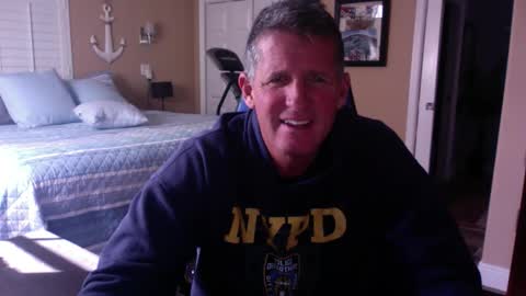 Snapshot of hvacstud4 chatting on 11-28-25, 02:31 hvacstud4 online show from 11-28-25, 02:31