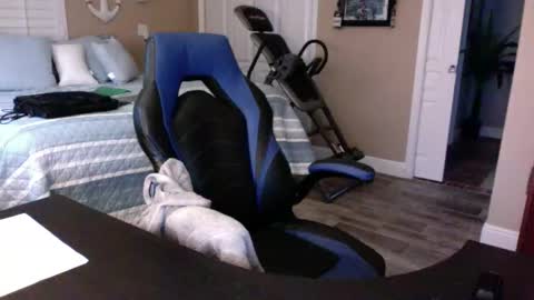 hvacstud4 online show from 01-15-26, 01:48