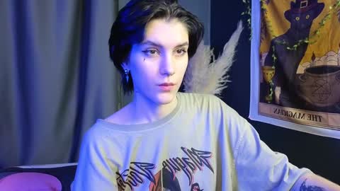 Snapshot of hyeon_jin chatting on 02-07-25, 06:24 Hyeon Jin online show from 02-07-25, 06:24