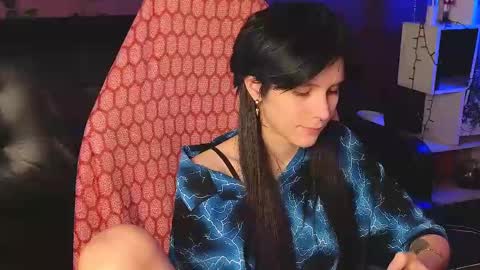 Snapshot of hyeon_jin chatting on 02-13-25, 03:29 Hyeon Jin online show from 02-13-25, 03:29