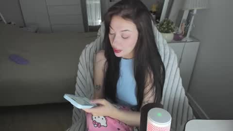 Snapshot of hyorinmaruu chatting on 01-10-26, 12:07 maru online show from 01-10-26, 12:07