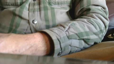 hypatia007_has_issues online show from 01-12-26, 07:30