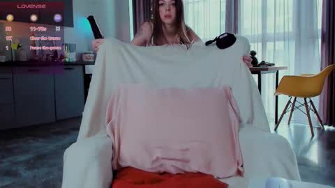 Snapshot of hype_meal_home chatting on 02-25-25, 08:47 Miley. PVT open i have extra prices on nude show online show from 02-25-25, 08:47