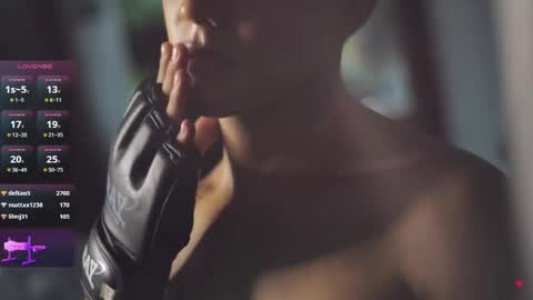 Snapshot of hyun_malee chatting on 11-07-25, 03:39 K Brandon online show from 11-07-25, 03:39