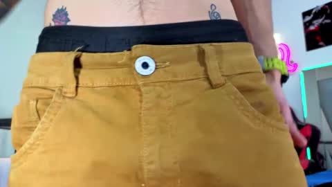 kelvis online show from 04-21-26, 07:39