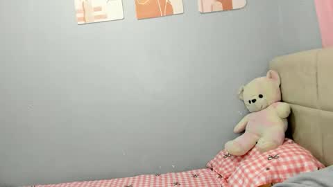 Snapshot of i_can_do_both chatting on 11-15-25, 01:14 jek online show from 11-15-25, 01:14