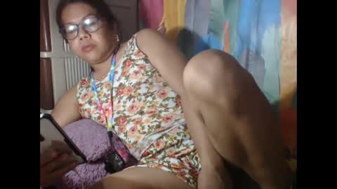 Snapshot of i_drain_u_bitch chatting on 01-20-25, 02:43 jamaeca online show from 01-20-25, 02:43