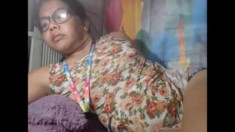 Snapshot of i_drain_u_bitch chatting on 01-22-25, 05:26 jamaeca online show from 01-22-25, 05:26
