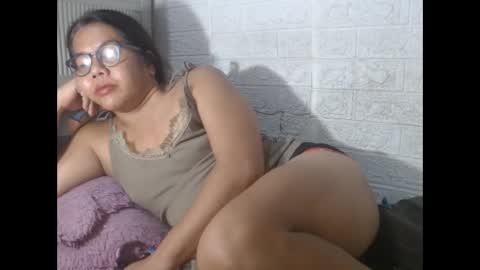 Snapshot of i_drain_u_bitch chatting on 01-27-25, 09:02 jamaeca online show from 01-27-25, 09:02