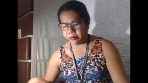 Snapshot of i_drain_u_bitch chatting on 02-28-25, 09:58 jamaeca online show from 02-28-25, 09:58
