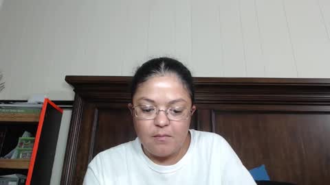 ShortStuff online show from 10-23-25, 05:44