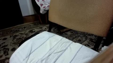 Snapshot of i_like_older_men chatting on 10-09-25, 04:21 i_like_older_men online show from 10-09-25, 04:21