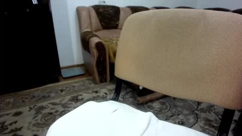 Snapshot of i_like_older_men chatting on 11-29-25, 06:16 i_like_older_men online show from 11-29-25, 06:16