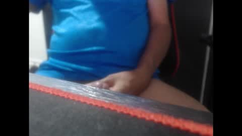 Snapshot of i_love_melissa_ chatting on 11-18-25, 06:18 i_love_melissa_ online show from 11-18-25, 06:18