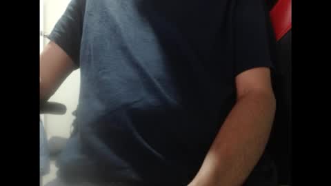 Snapshot of i_love_melissa_ chatting on 11-28-25, 01:52 i_love_melissa_ online show from 11-28-25, 01:52