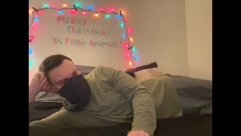 Snapshot of i_o_ro chatting on 12-25-24, 12:15 i o ro online show from 12-25-24, 12:15