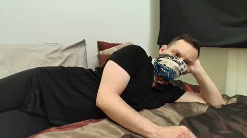 Snapshot of i_o_ro chatting on 03-16-26, 05:44 i o ro online show from 03-16-26, 05:44