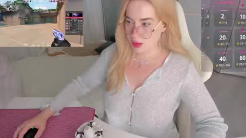 Snapshot of i_want_you_eva chatting on 03-09-26, 03:16 HiI am EvaPVT is open online show from 03-09-26, 03:16