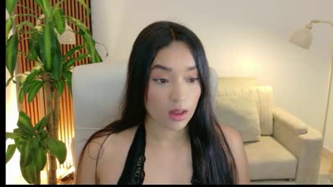 iam__zara online show from 06-23-26, 09:13