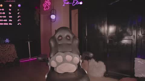      online show from 06-15-26, 05:48