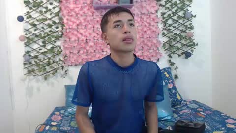 iam_lukas__ online show from 09-12-25, 04:01